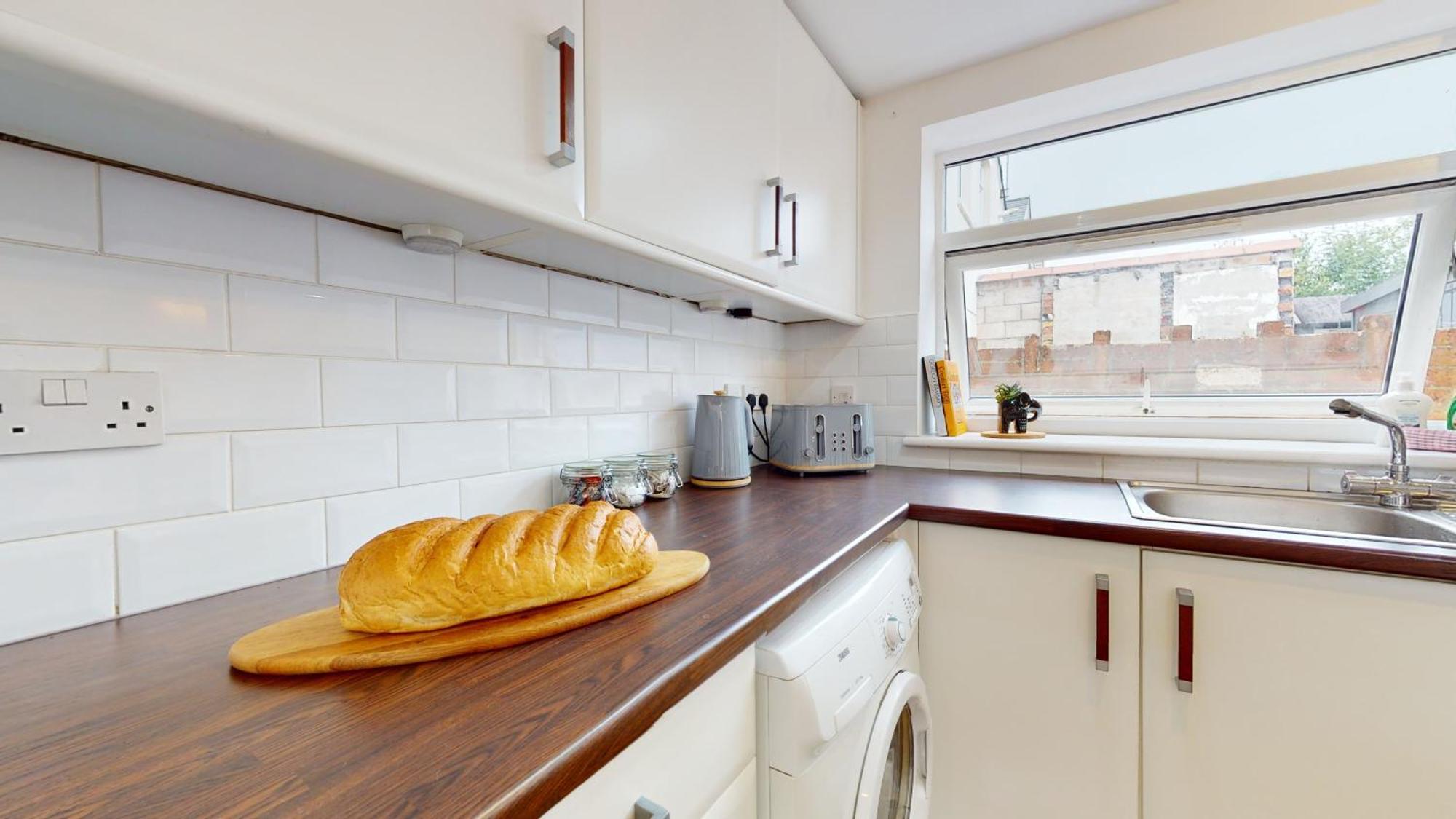 Cosy Cardiff Apartment And Patio ภายนอก รูปภาพ