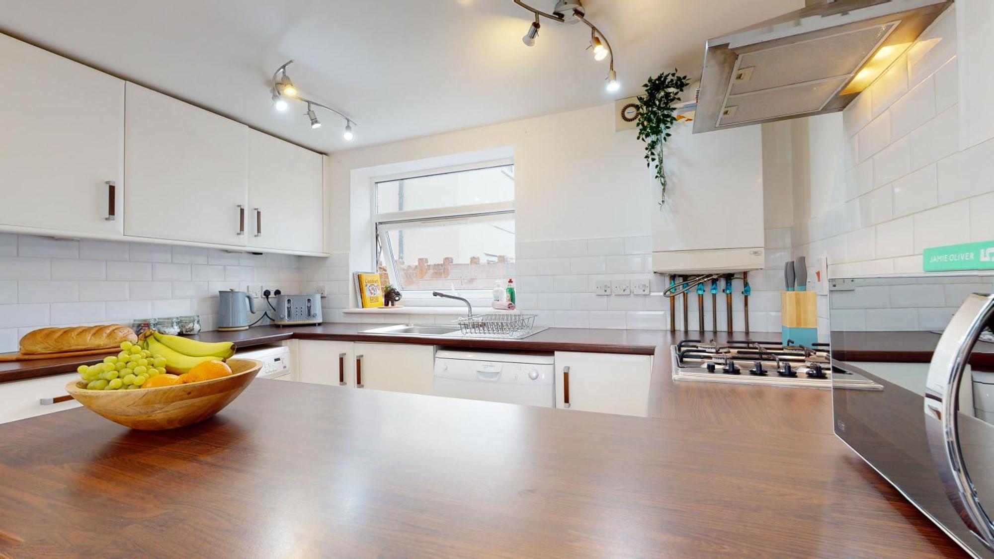 Cosy Cardiff Apartment And Patio ภายนอก รูปภาพ