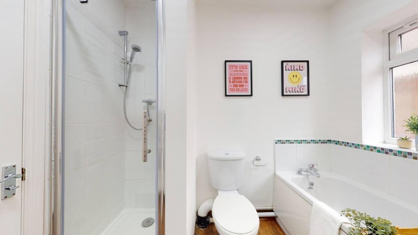 Cosy Cardiff Apartment And Patio ภายนอก รูปภาพ