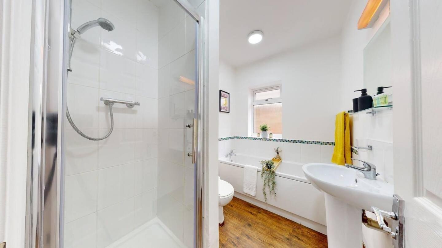 Cosy Cardiff Apartment And Patio ภายนอก รูปภาพ